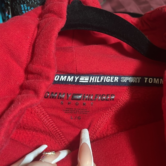 TOMMY HILFIGER sweater - Picture 2 of 2